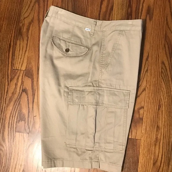 Levi’s shorts khaki W34 - Picture 7 of 15